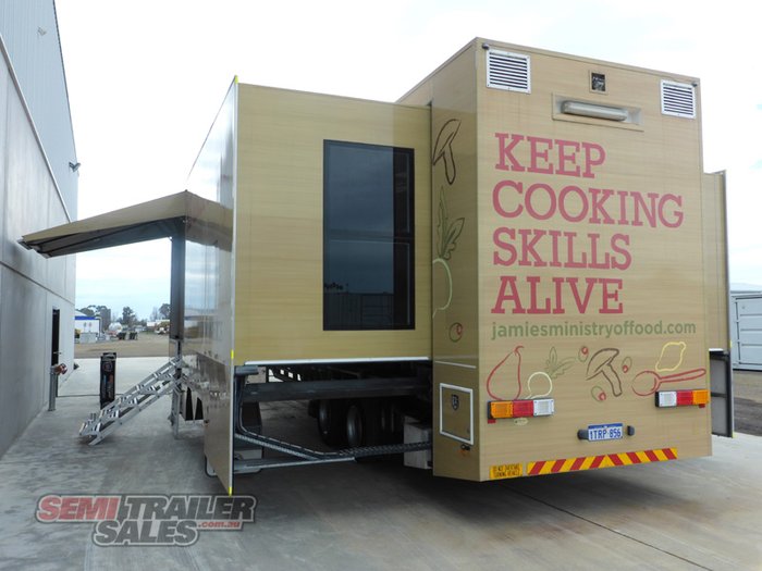 2012 SVM 48FT Mobile Kitchen Trailer