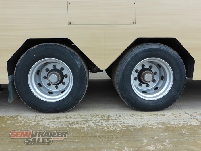 2012 SVM 48FT Mobile Kitchen Trailer