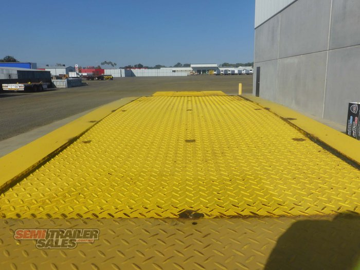 2013 Maxitrans Dropdeck Skel Road Train Lead