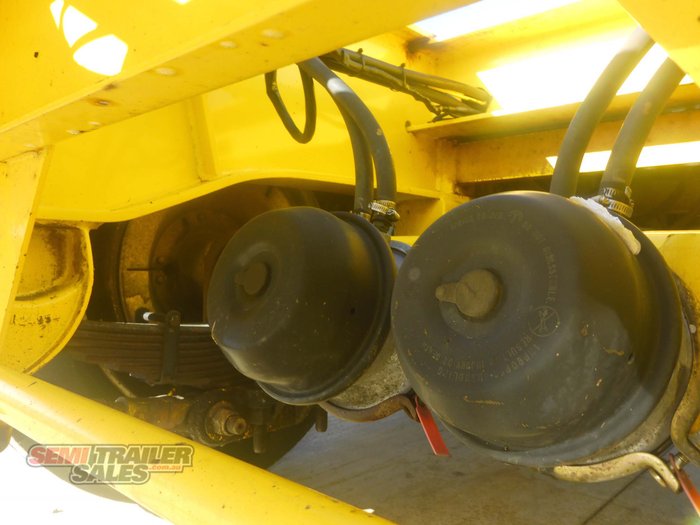 2013 Maxitrans Dropdeck Skel Road Train Lead