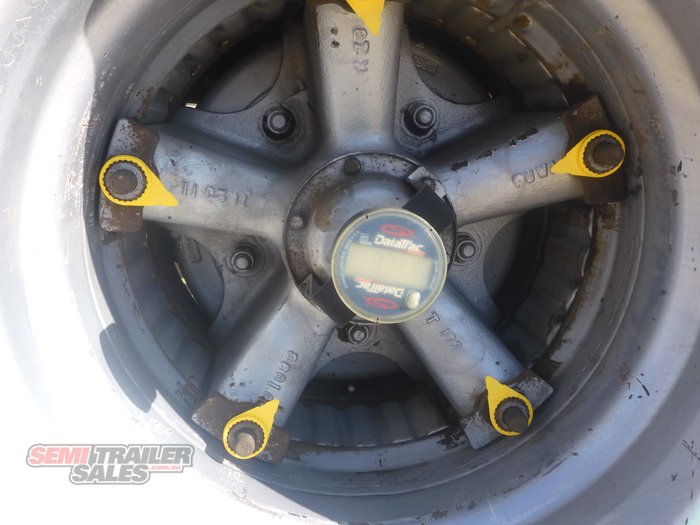 2013 Maxitrans Dropdeck Skel Road Train Lead