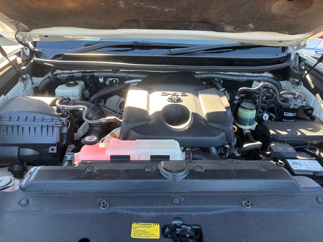 2021 Toyota Prado PRADO DSL WGN AT GXL 4277430 004 Glacier White