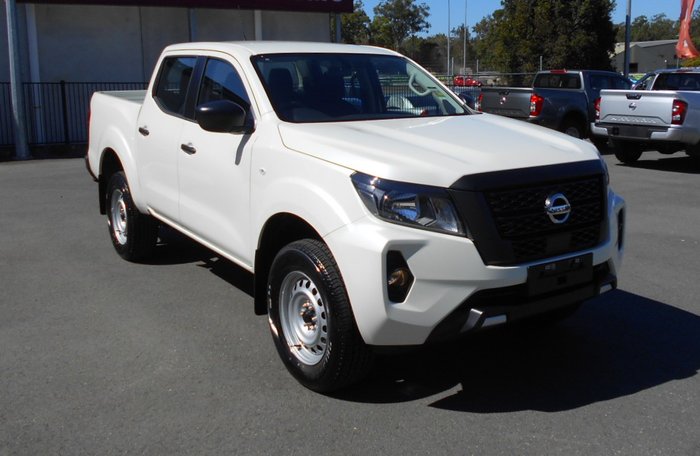 2025 Nissan Navara SL