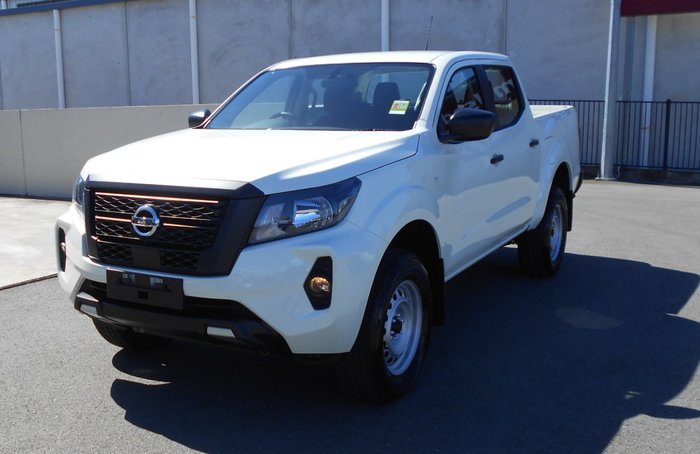 2025 Nissan Navara SL