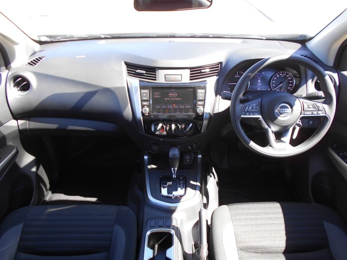 2025 Nissan Navara SL