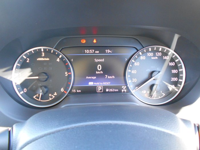 2025 Nissan Navara SL