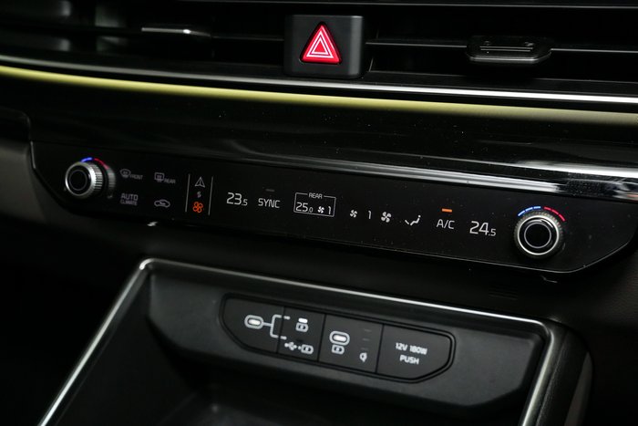 2024 Kia Carnival GT-Line