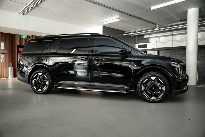 2024 Kia Carnival GT-Line