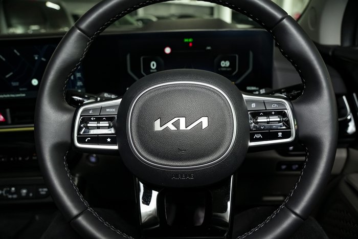 2024 Kia Carnival GT-Line