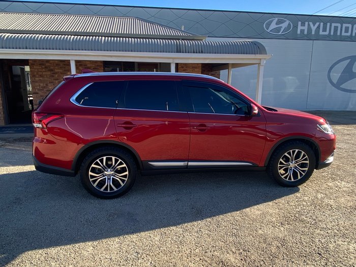 2018 MITSUBISHI Outlander LS