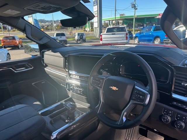 2025 Chevrolet Silverado 1500 LTZ Premium W/Tech Pack