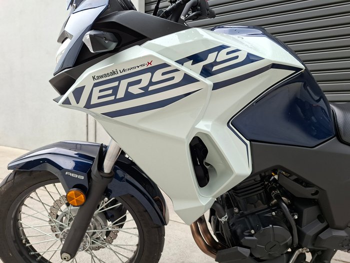 2024 Kawasaki Versys 300