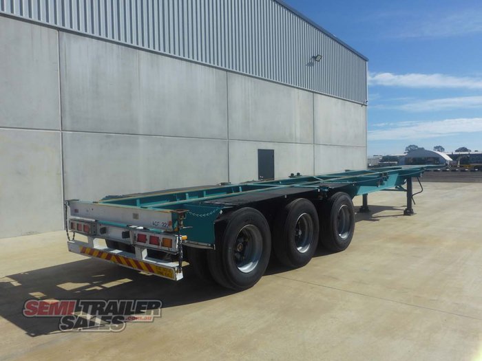 2003 Maxitrans 40FT Skel Trailer with Rear Push Out Bar