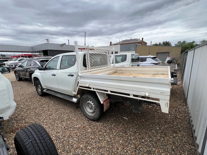 2020 MITSUBISHI TRITON GLX