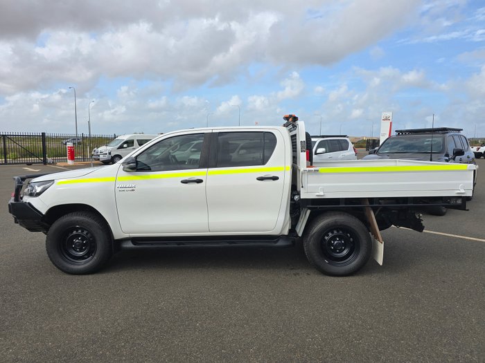 2021 Toyota Hilux SR White