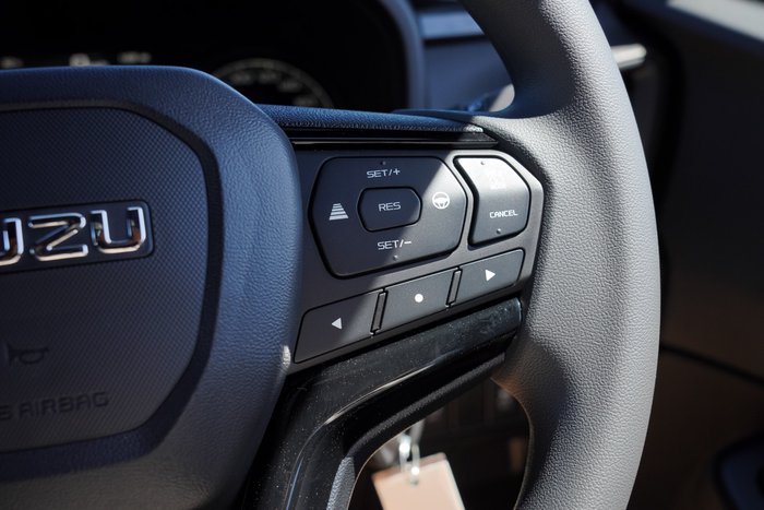 2026 Isuzu D-MAX X-RIDER