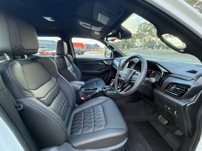 2025 Isuzu D-MAX X-TERRAIN