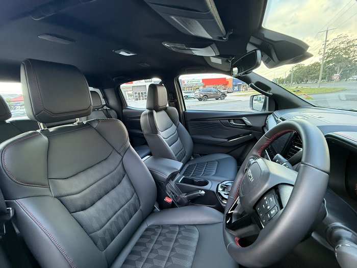 2025 Isuzu D-MAX X-TERRAIN