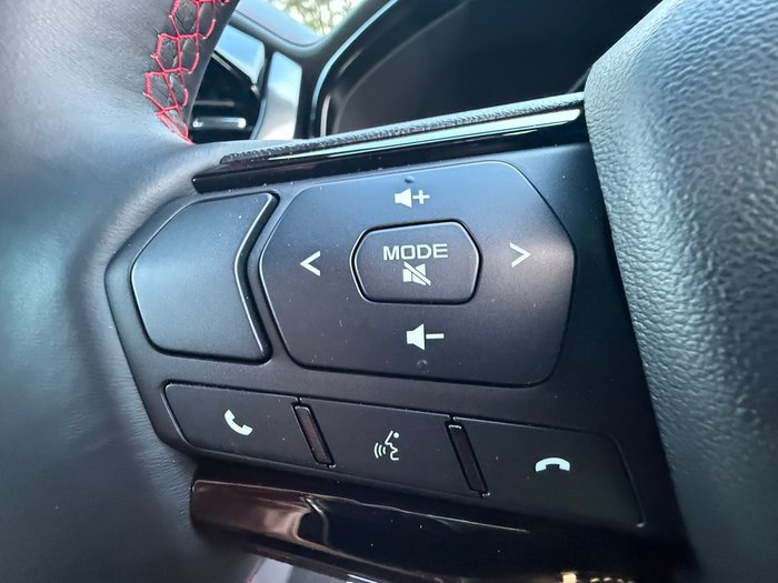 2025 Isuzu D-MAX X-TERRAIN