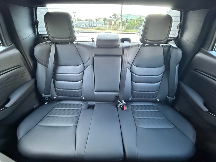 2025 Isuzu D-MAX X-TERRAIN