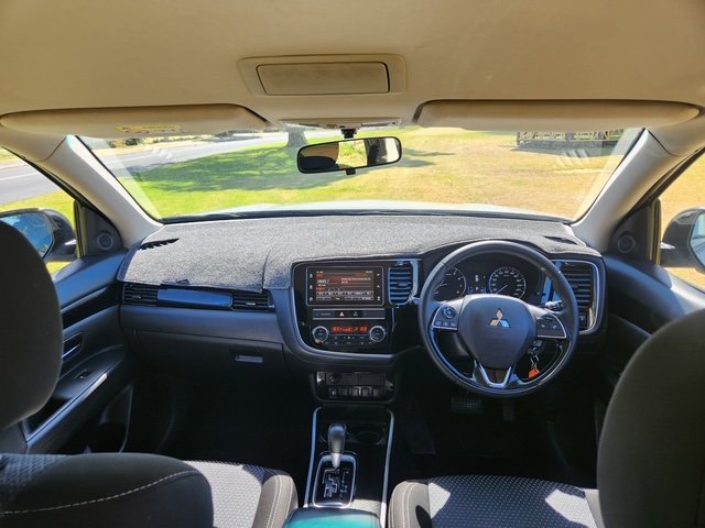 2019 Mitsubishi Outlander ES