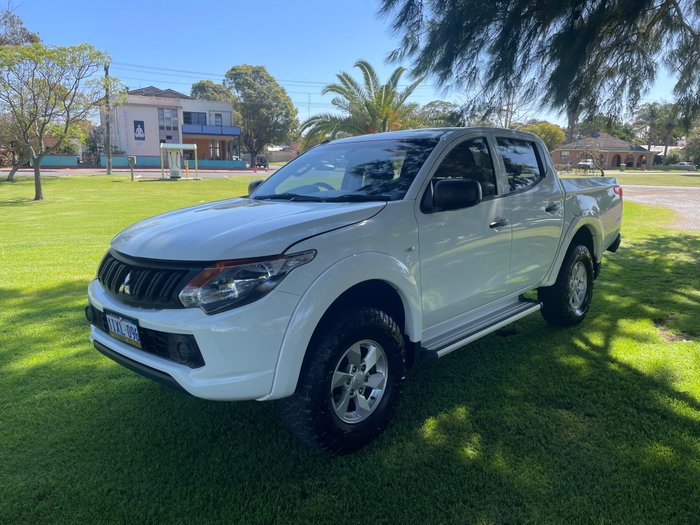 2016 Mitsubishi Triton