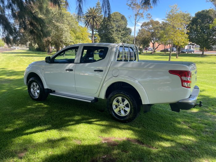 2016 Mitsubishi Triton