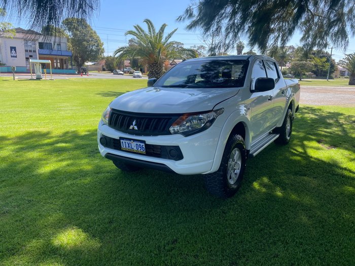 2016 Mitsubishi Triton