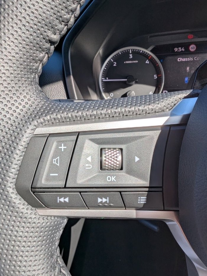 2025 NISSAN NAVARA ST