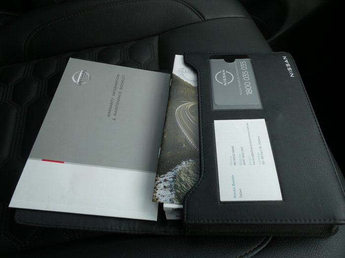 2022 Nissan Navara ST-X (4x4) Leather/N