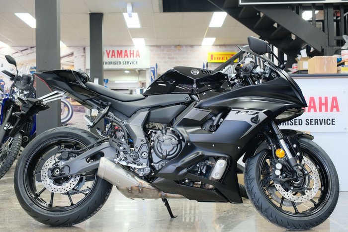 2025 YAMAHA YZF-R7 HOS YAMAHA ROAD Black