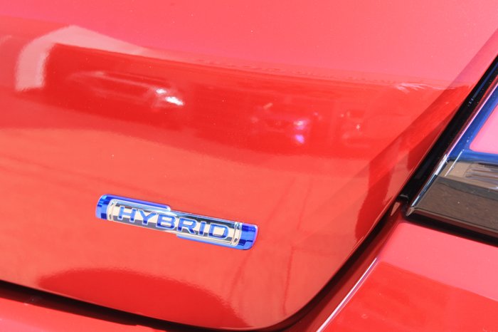 2025 Suzuki Swift Hybrid Plus