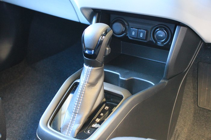 2025 Suzuki Swift Hybrid Plus