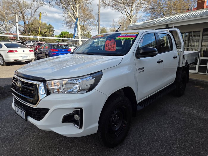 2019 TOYOTA HILUX SR WHITE