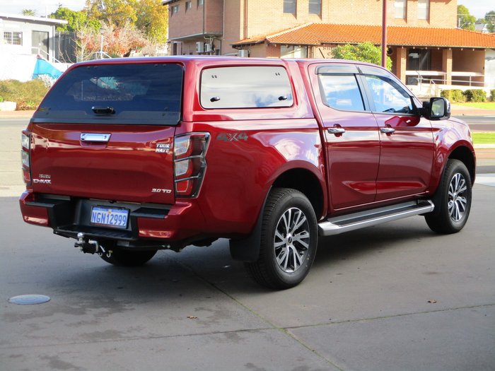 2025 Isuzu D-MAX LS-U MY24 Red