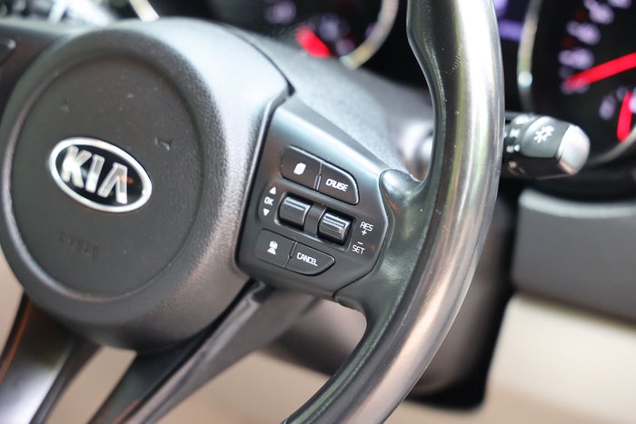 2019 Kia Carnival SLi