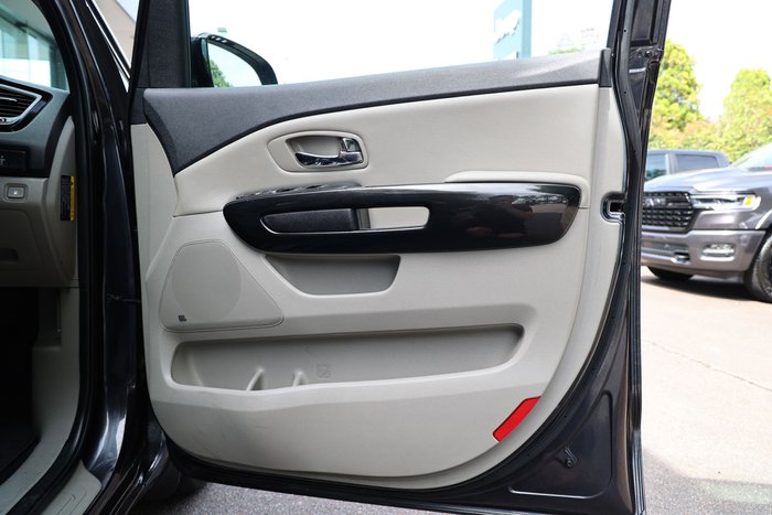 2019 Kia Carnival SLi