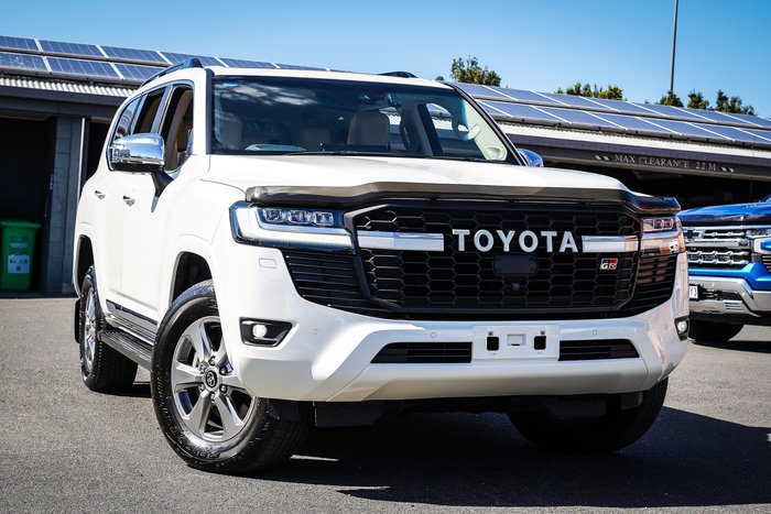 2023 Toyota LANDCRUISER