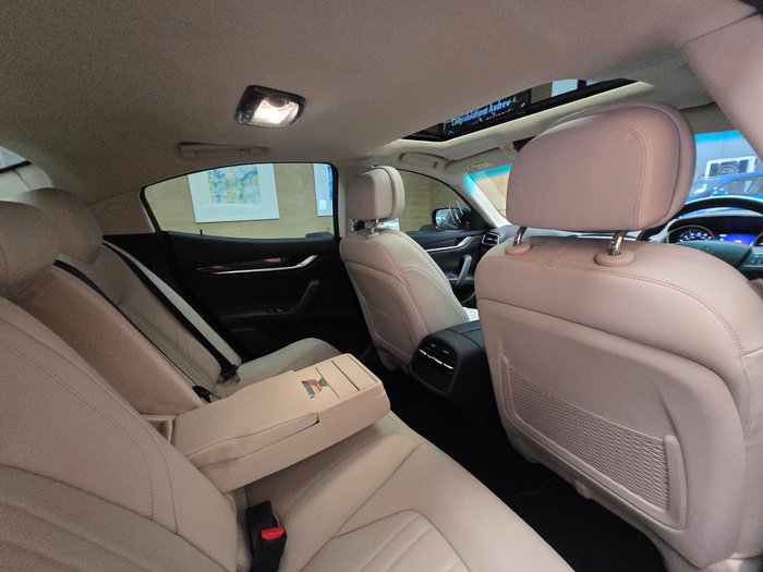 2014 MASERATI GHIBLI 2014 MASERATI