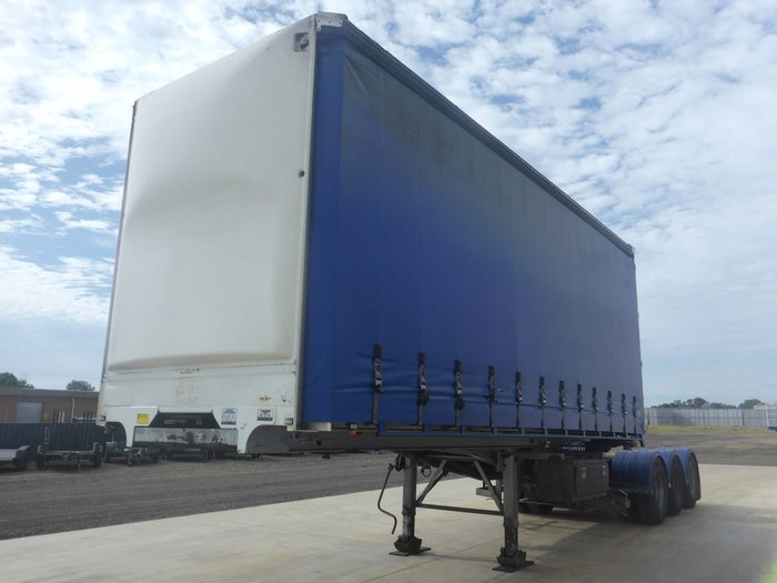 2008 Krueger 12 Pallet Rollback Curtainsider A Trailer