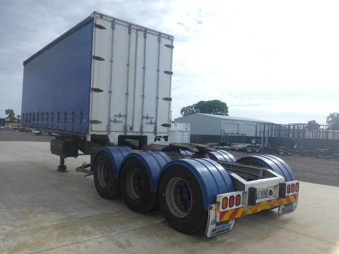 2008 Krueger 12 Pallet Rollback Curtainsider A Trailer