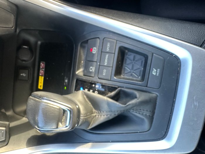 2022 Toyota RAV4 GXL