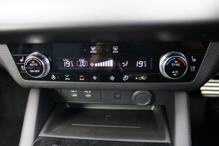 2025 Mitsubishi Outlander Exceed