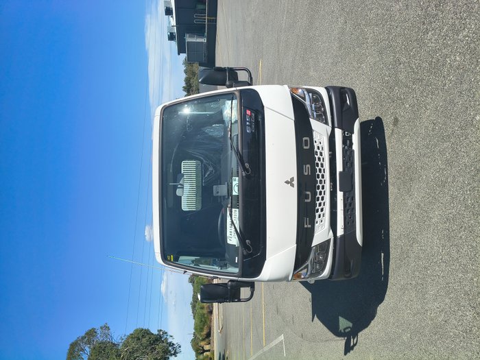 2025 Fuso Canter 615