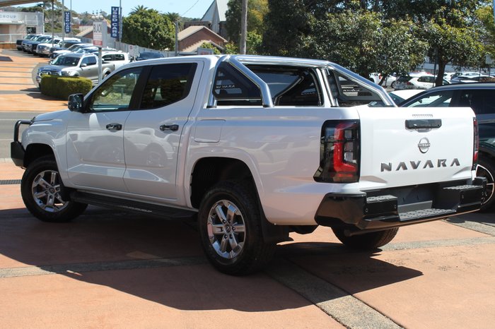 2026 Nissan Navara ST