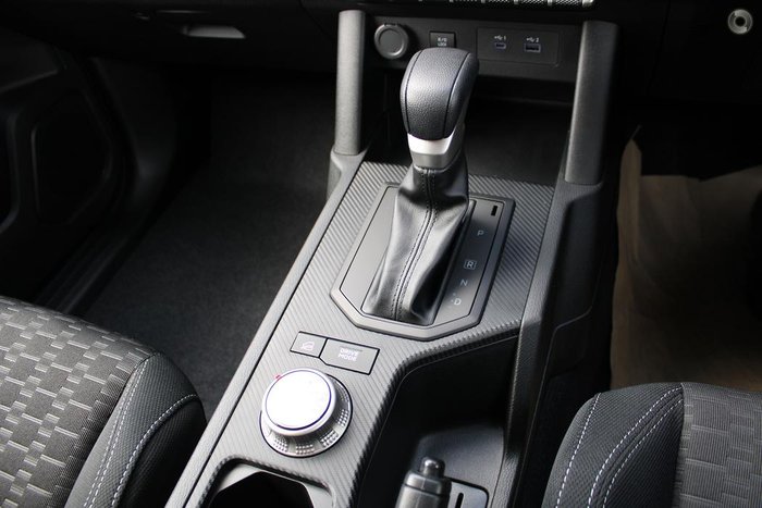 2025 Mitsubishi Triton GLX-R