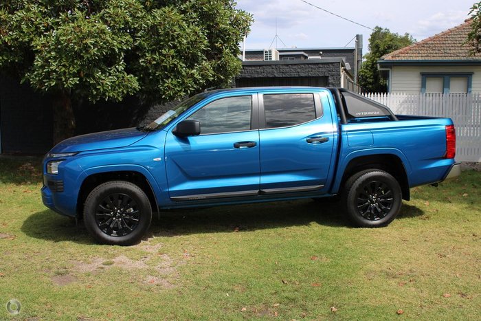 2025 Mitsubishi Triton GLX-R