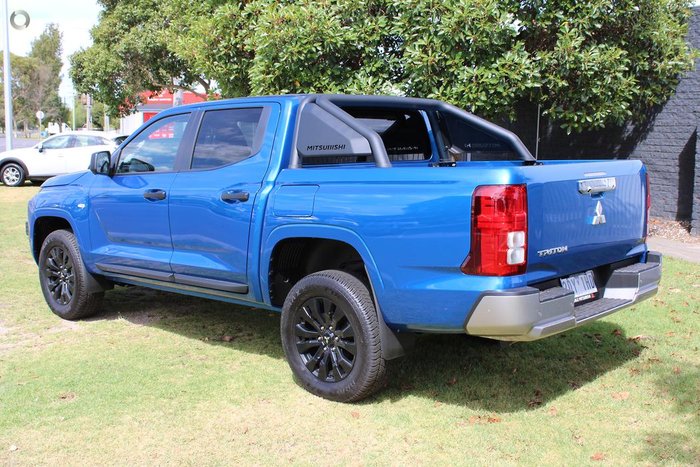 2025 Mitsubishi Triton GLX-R