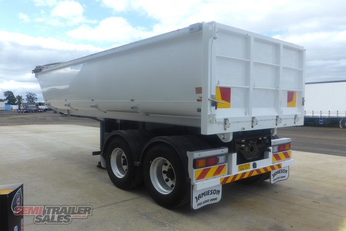 2021 Boomer Bogie Chassis Tipper