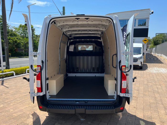 2025 Renault Master MY25 MWB Pro Automatic with Trade Pack